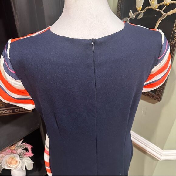 Vilagallo Striped Shift Dress | Size 40 (Approx. US 8)
Made in Portugal - Picture 5 of 10